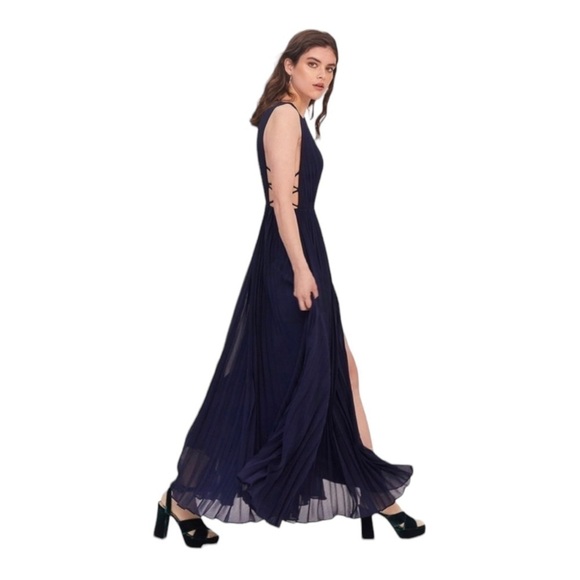 NWT FAME AND PARTNERS Navy Blue Allegra Cutout V Neck Grecian Maxi Dress Size 2 - Picture 6 of 14